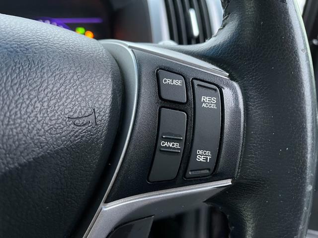 �A�N�Z���𓥂܂Ȃ��Ă��ݒ肵�����x�ő��s�\�ȃI�[�g�N���[�Y�R���g���[���𑕔����Ă��܂��I�����O�h���C�u�ł��^�]���y�ɂȂ�܂��B�u���[�L��V�t�g����ł������\�ł��I