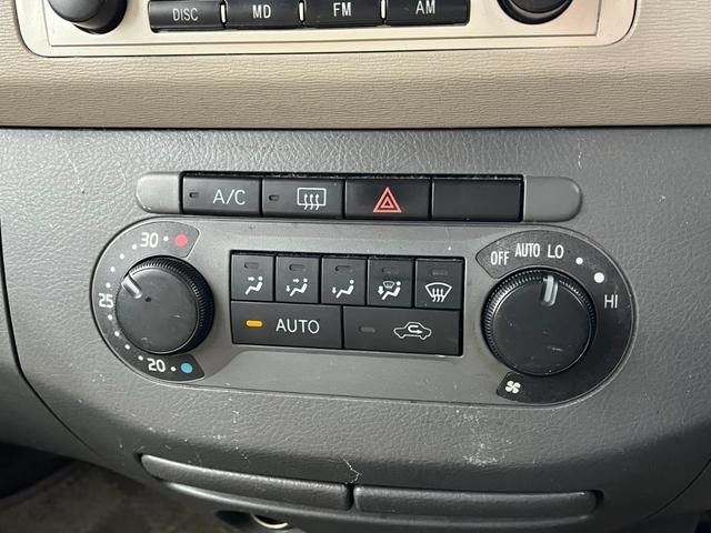 �C���ɍ��킹�Ē����I�ɑ��삷�邱�ƂŁA�ԓ������ł����K�ɕۂĂ܂��B