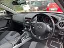 毎回座るフロントシート。運転席は必ず使用する部分ですので、座り心地が重要です!