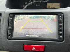 バックカメラ装備。駐車が苦手な方には欠かせません。 5