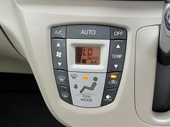 手の届きやすいところで簡単操作ができる空調付き！オールシーズンお好みの温度調節ができます。 6