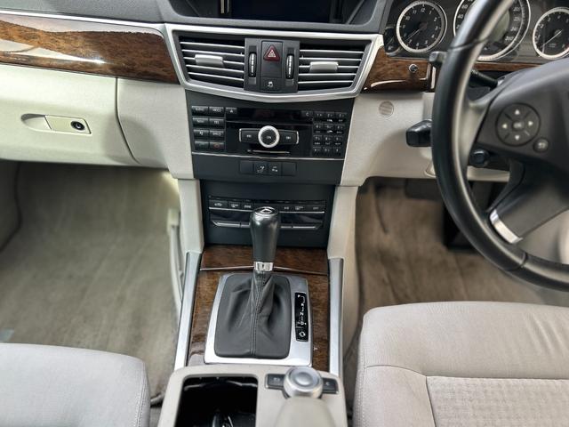 Ｅクラスステーションワゴン Ｅ２５０ＣＧＩブルーエフィシェンシーワゴン（10枚目）
