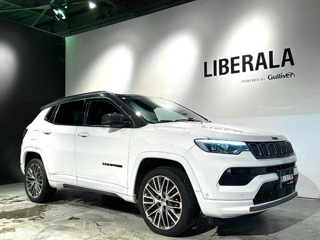 ジープ・コンパス Sモデル ワンオーナー全方位カメラETC2.0前後ドライブレコーダー4WDスマートキーレーダークルーズコントロールシートヒーターシートクーラーパワーシート本革シートルーフレール(8枚目)