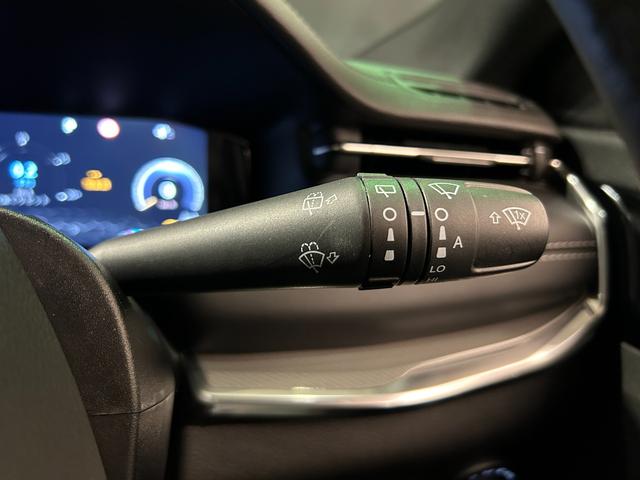 ジープ・コンパス Sモデル ワンオーナー全方位カメラETC2.0前後ドライブレコーダー4WDスマートキーレーダークルーズコントロールシートヒーターシートクーラーパワーシート本革シートルーフレール(22枚目)