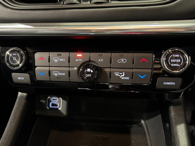 ジープ・コンパス Sモデル ワンオーナー全方位カメラETC2.0前後ドライブレコーダー4WDスマートキーレーダークルーズコントロールシートヒーターシートクーラーパワーシート本革シートルーフレール(30枚目)