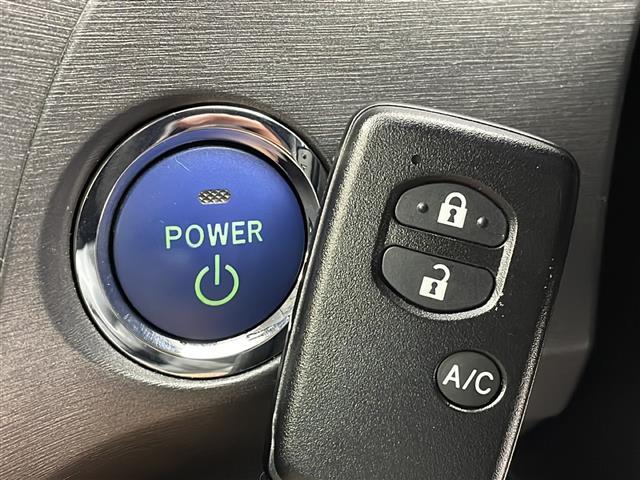 プリウスＰＨＶ Ｇレザーパッケージ　禁煙車　純正ＨＤＤナビ　ＣＤ／ＤＶＤ　Ｂｌｕｅｔｏｏｔｈ接続可　プラグインＨＶ　エンジンスターター　ビルトインＥＴＣ　前方ドラレコ　追従クルコン　レザーシート　革ステ　ＬＥＤオートライト　フォグ（22枚目）