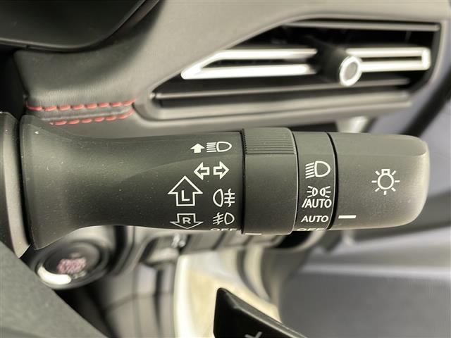 レヴォーグ ＳＴＩスポーツ　ＥＸ　純正メーカーオプションナビ　フルセグ　バックカメラ　ドライブレコーダー　レーダークルーズコントロール　アイサイト　ＥＴＣ　パドルシフト　メモリーパワーシート（20枚目）