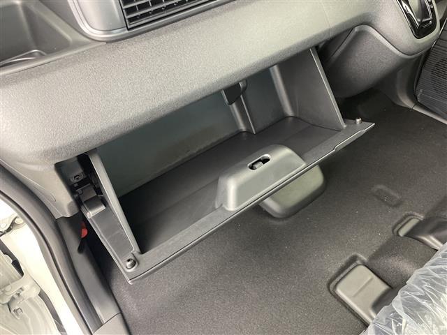 Ｎ－ＢＯＸカスタム コーディネートスタイル　純正メモリナビ　ホンダセンシング　衝突被害軽減ブレーキ　レーンキープアシスト　コーナーセンサー　レーダークルーズコントロール　両側パワースライドドア　はーシートヒーター　バックモニター　禁煙車（31枚目）