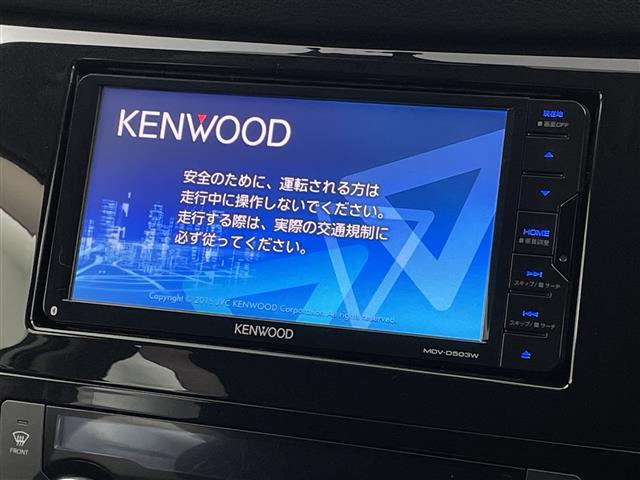 エクストレイル ２０Ｘ　エマージェンシーブレーキパッケージ　４ＷＤ　７人乗り　　社外ナビ　シートヒーター　ダウンヒルアシスト　ＥＴＣ　ＬＥＤ　革巻きステアリング　Ｂｌｕｅｔｏｏｔｈ　ＤＶＤ　３列シート　Ｂカメラ　オートライト　コーナーセンサー前後　社外ＡＷ（4枚目）