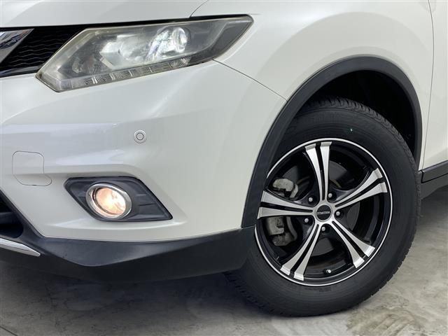 エクストレイル ２０Ｘ　エマージェンシーブレーキパッケージ　４ＷＤ　７人乗り　　社外ナビ　シートヒーター　ダウンヒルアシスト　ＥＴＣ　ＬＥＤ　革巻きステアリング　Ｂｌｕｅｔｏｏｔｈ　ＤＶＤ　３列シート　Ｂカメラ　オートライト　コーナーセンサー前後　社外ＡＷ（24枚目）