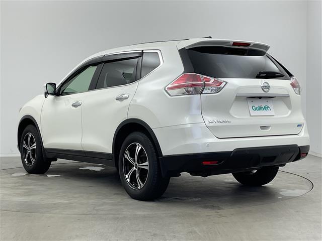 エクストレイル ２０Ｘ　エマージェンシーブレーキパッケージ　４ＷＤ　７人乗り　　社外ナビ　シートヒーター　ダウンヒルアシスト　ＥＴＣ　ＬＥＤ　革巻きステアリング　Ｂｌｕｅｔｏｏｔｈ　ＤＶＤ　３列シート　Ｂカメラ　オートライト　コーナーセンサー前後　社外ＡＷ（43枚目）