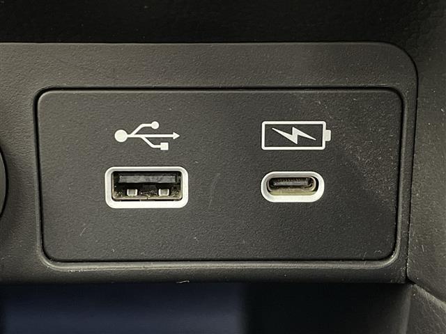 ステップワゴン ｅ：ＨＥＶスパーダ　プレミアムライン　純正メモリナビ　ホンダセンシング　ブラインドスポットインフォメーション　フリップダウンモニター　全方位モニター　パワーバックドア　前後ドライブレコーダー　両側パワースライドドア　コーナーセンサー（40枚目）