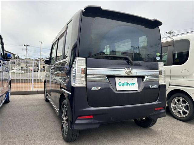 タント カスタムX SA スマートキー フルセグTV プッシュスタート アイドリングストップ スペアキー バックカメラ 片側パワースライドドア 純正アルミホイール オートライト 衝突軽減システム 純正フロアマット(3枚目)