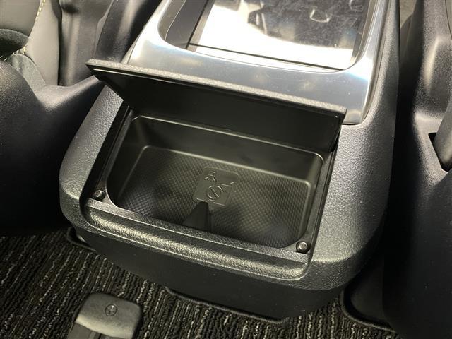 アルファード ２．５Ｓ　タイプゴールド　メモリナビ　トヨタセーフティセンス　レーントレーシングアシスト　クリアランスソナー　パーキングサポートブレーキ　ロードサインアシスト　パワーバックドア　両側パワースライドドア　前後ドライブレコーダー（35枚目）