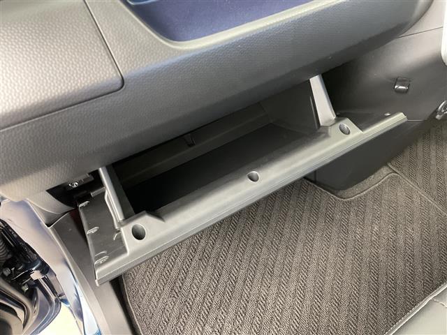 ルーミー カスタムＧ　純正ディスプレイオーディオ　衝突被害軽減ブレーキ　レーンキープアシスト　レーダークルーズコントロール　全方位モニター　前後ドライブレコーダー　前後コーナーセンサー　シートヒーター　レザー調シートカバー（31枚目）