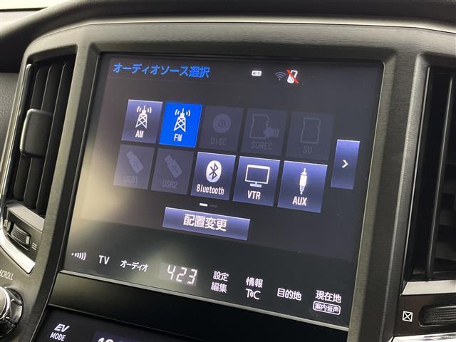 クラウンハイブリッド アスリートＳ　サンルーフ　純正メモリナビ　フルセグＴＶ　クルーズコントロール　パワーシート　シートヒーター　ドライブレコーダー　バックモニター　ＥＴＣ　横滑り防止装置　ステアリングヒーター　レザーステアリング（6枚目）