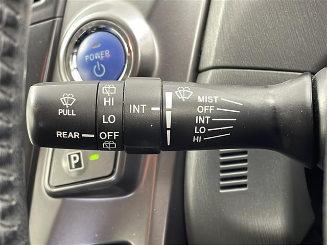 プリウスアルファ S チューン ブラック(10枚目)