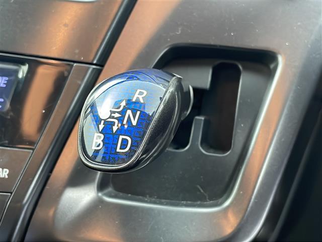 プリウスアルファ S チューン ブラック(14枚目)