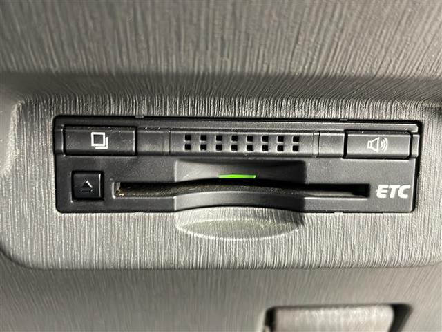 プリウスアルファ S チューン ブラック(18枚目)