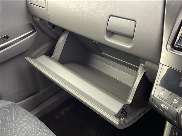 プリウスアルファ S チューン ブラック(20枚目)