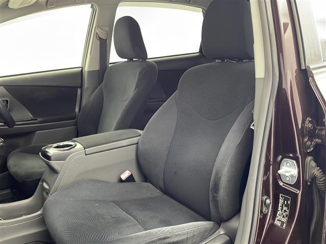 プリウスアルファ S チューン ブラック(24枚目)