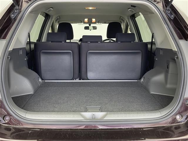 プリウスアルファ S チューン ブラック(28枚目)