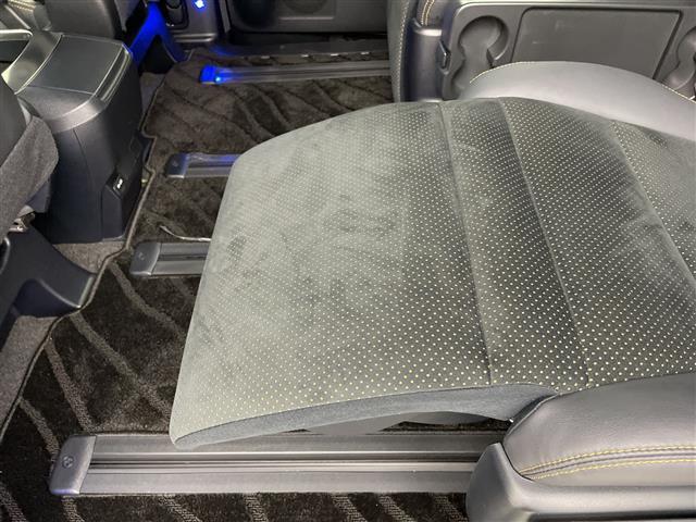 アルファード ２．５Ｓ　タイプゴールド　純正メモリナビ　トヨタセーフティセンス　衝突被害軽減ブレーキ　レーンキープアシスト　レーダークルーズコントロール　ハーフレザーシート　両側パワースライドドア　パワーバックドア　前後コーナーセンサー（17枚目）