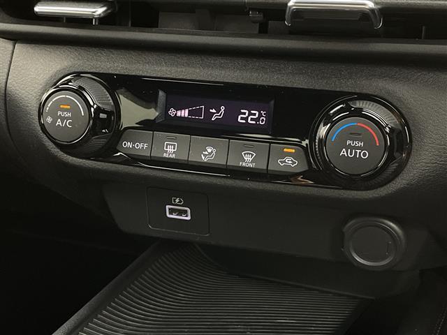 オーラ ニスモ ワンオーナー 純正メモリナビ 衝突被害軽減ブレーキ レーンキープアシスト ブラインドスポットモニター 前後コーナーセンサー ハーフレザーシート スマートルームミラー アラウンドビューモニター ETC(14枚目)