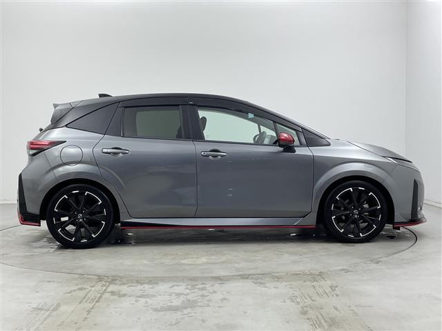 オーラ ニスモ ワンオーナー 純正メモリナビ 衝突被害軽減ブレーキ レーンキープアシスト ブラインドスポットモニター 前後コーナーセンサー ハーフレザーシート スマートルームミラー アラウンドビューモニター ETC(33枚目)