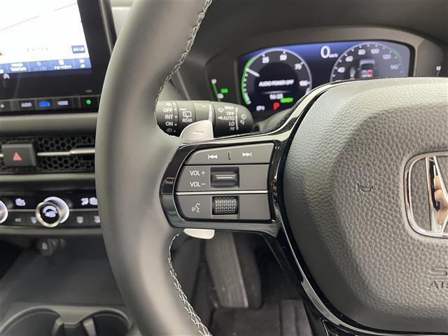 ZR-V e:HEV X 純正9型ナビ/CD/DVD/SD/Bluetooth/フルセグTV/バックカメラ/ETC/純正ドラレコ/クルーズコントロール/ホンダセンシング/プッシュスタート/スマートキー/純正アルミホイール(16枚目)