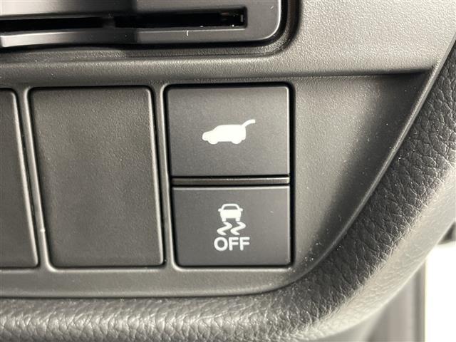 ZR-V e:HEV Z 純正ホンダコネクトディスプレイオーディオ(BT/FM/AM/フルセグTV) 全周囲カメラ ステアリングスイッチ ステアリングヒーター パドルシフト 置くだけ充電 D/Nパワーシート レザーシート(8枚目)