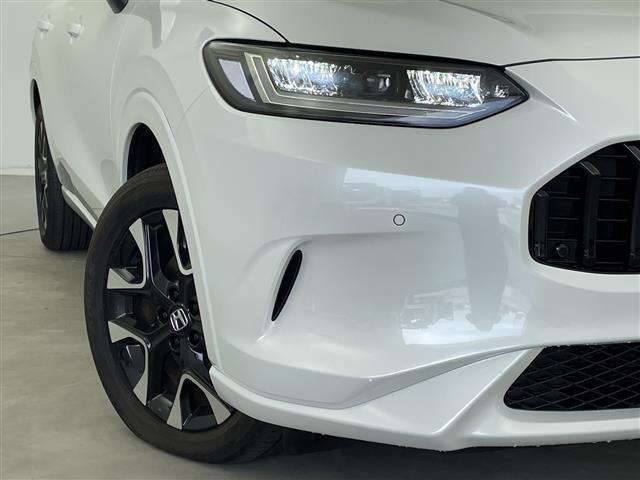 ZR-V e:HEV Z 純正ホンダコネクトディスプレイオーディオ(BT/FM/AM/フルセグTV) 全周囲カメラ ステアリングスイッチ ステアリングヒーター パドルシフト 置くだけ充電 D/Nパワーシート レザーシート(15枚目)