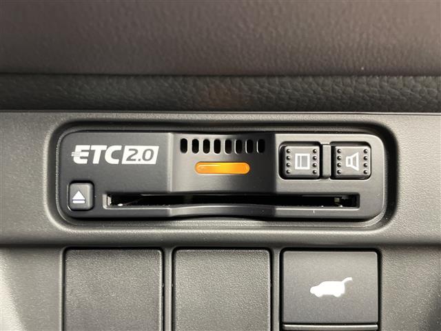 ZR-V e:HEV Z 純正ホンダコネクトディスプレイオーディオ(BT/FM/AM/フルセグTV) 全周囲カメラ ステアリングスイッチ ステアリングヒーター パドルシフト 置くだけ充電 D/Nパワーシート レザーシート(40枚目)