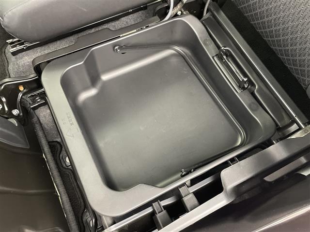 スペーシアカスタム ハイブリッドXSターボ 4WD 純正メモリナビ(BT/FM/AM/フルセグTV) 全周囲カメラ ステアリングスイッチ パドルシフト 両側パワースライドドア ハーフレザーシート シートヒーター サンシェード ウィンカーミラー(31枚目)