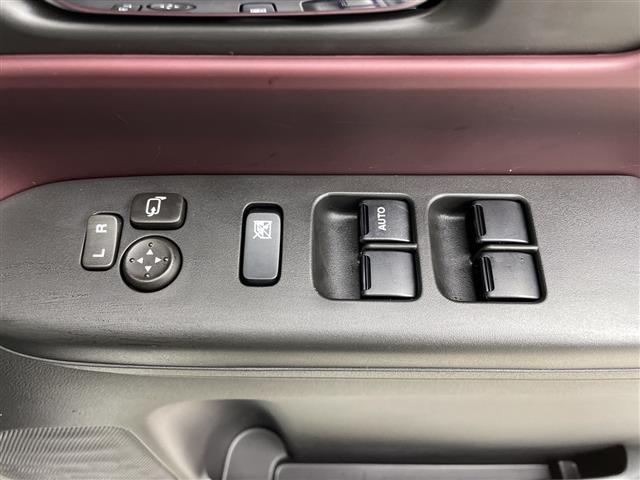 スペーシアカスタム ハイブリッドXS ステアリングヒーター 4WD クルーズコントロール追従 アラウンドビューモニター スペアキー1本 シートヒーター前席 LEDヘッドライト 衝突軽減ブレーキ レーンキープアシスト プッシュスタート(31枚目)