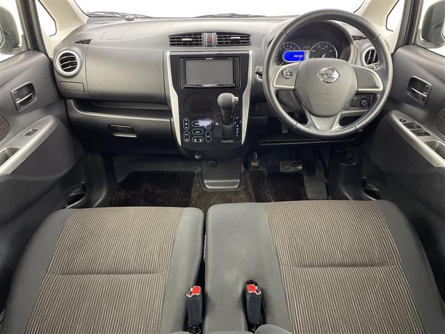 デイズ ハイウェイスター Gターボ パワーステアリング パワーウィンドウ 4WD スマートキー ETC ベンチシート フルフラットシート 純正フロアマット D席シートヒーター 純正アルミホイール ハロゲンヘッドライト オートライト(2枚目)