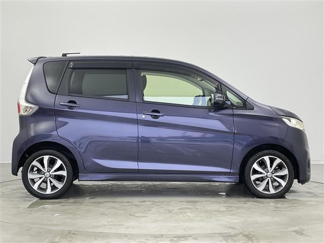 デイズ ハイウェイスター Gターボ パワーステアリング パワーウィンドウ 4WD スマートキー ETC ベンチシート フルフラットシート 純正フロアマット D席シートヒーター 純正アルミホイール ハロゲンヘッドライト オートライト(19枚目)