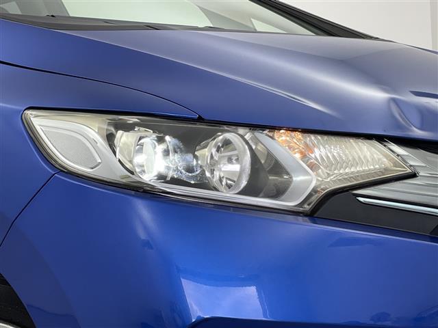 フィットハイブリッド Lパッケージ 純正ナビTV(CD/DVD/Bluetooth/フルセグTV/AM/FM/HDMI) 純正バックカメラ 社外ドライブレコーダー(VREC-DZ300)純正LEDオートライト 純正フロアマット(15枚目)