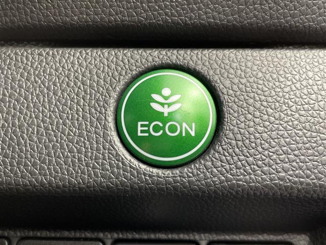 フィットハイブリッド Lパッケージ 純正ナビTV(CD/DVD/Bluetooth/フルセグTV/AM/FM/HDMI) 純正バックカメラ 社外ドライブレコーダー(VREC-DZ300)純正LEDオートライト 純正フロアマット(40枚目)