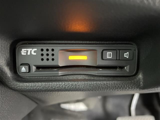 フィットハイブリッド Lパッケージ 純正ナビTV(CD/DVD/Bluetooth/フルセグTV/AM/FM/HDMI) 純正バックカメラ 社外ドライブレコーダー(VREC-DZ300)純正LEDオートライト 純正フロアマット(41枚目)