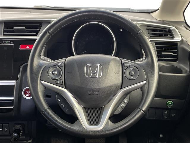 フィットハイブリッド Lパッケージ 純正ナビTV(CD/DVD/Bluetooth/フルセグTV/AM/FM/HDMI) 純正バックカメラ 社外ドライブレコーダー(VREC-DZ300)純正LEDオートライト 純正フロアマット(42枚目)