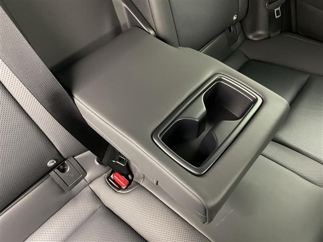 クラウンスポーツ Ｚ　純正１２．３インチナビ　両側シートヒーター　ブラインドスポットモニター（35枚目）