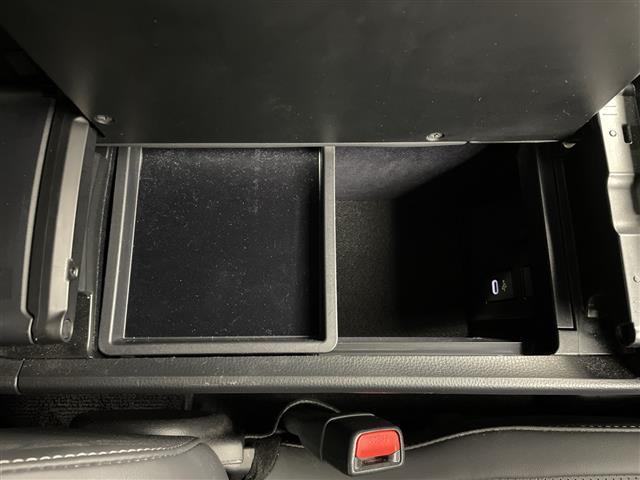 クラウンスポーツ Ｚ　純正１２．３インチナビ　両側シートヒーター　ブラインドスポットモニター（41枚目）