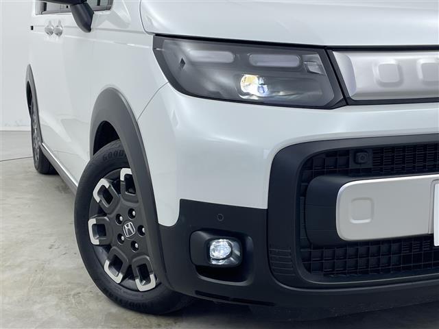 フリード e:HEVクロスター 純正ナビ/ホンダセンシング/ブラインドスポットインフォメーション/2列目6:4分割可倒式シート(ダブルフォールダウン機構付)/コンビシート(プライムスムースXファブリック)&専用インテリア(14枚目)