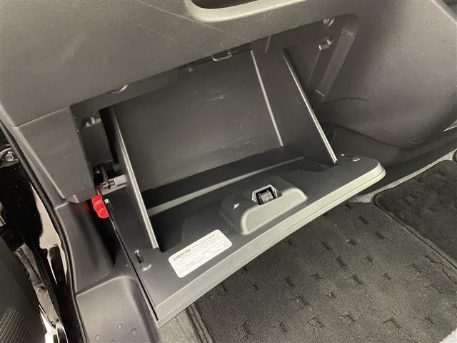 セレナ ハイウェイスターV メーカーナビ フルセグ Bluetooth AppleCarPlay AndroidAuto ハンズフリースライド ドライブレコーダー 1.2列目シートヒーター スマートルームミラー プロパイロット(37枚目)