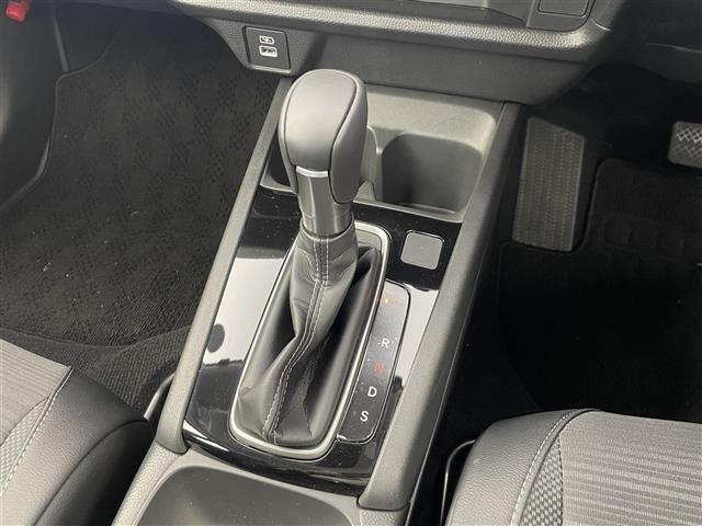 WR-V Z+ 純正メモリナビ フルセグTV ホンダセンシング 衝突被害軽減ブレーキ レーンキープアシスト レーダークルーズコントロール バックモニター パドルシフト ハーフレザーシート(7枚目)