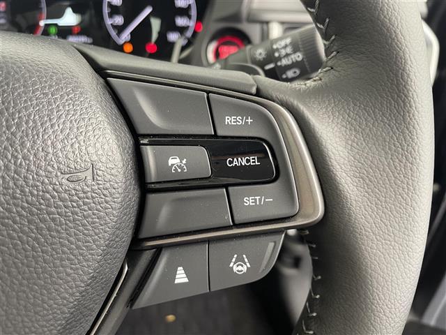 WR-V Z+ 純正メモリナビ フルセグTV ホンダセンシング 衝突被害軽減ブレーキ レーンキープアシスト レーダークルーズコントロール バックモニター パドルシフト ハーフレザーシート(18枚目)