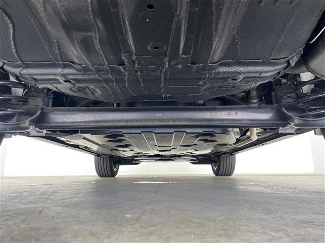 WR-V Z+ 純正メモリナビ フルセグTV ホンダセンシング 衝突被害軽減ブレーキ レーンキープアシスト レーダークルーズコントロール バックモニター パドルシフト ハーフレザーシート(42枚目)