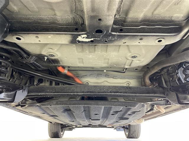 ヴェゼル e:HEV Z HondaSENSING/衝突軽減ブレーキ/レーダークルーズコントロール/レーンキープアシスト/ブラインドスポットインフォメーション/後退出庫サポート/HondaCONNECT(32枚目)