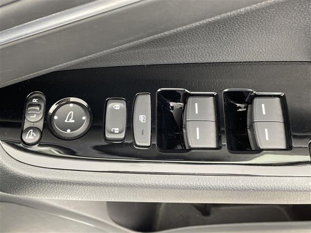 ヴェゼル e:HEV Z HondaSENSING/衝突軽減ブレーキ/レーダークルーズコントロール/レーンキープアシスト/ブラインドスポットインフォメーション/後退出庫サポート/HondaCONNECT(39枚目)